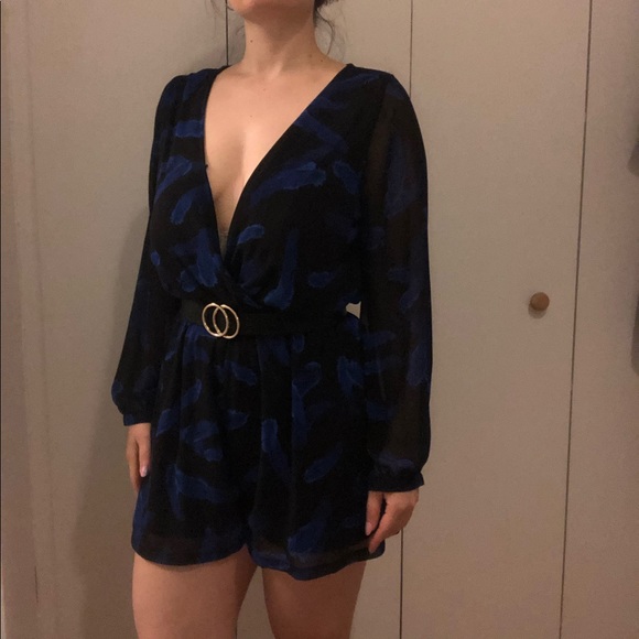 Black romper with blue feather print - Picture 3 of 6